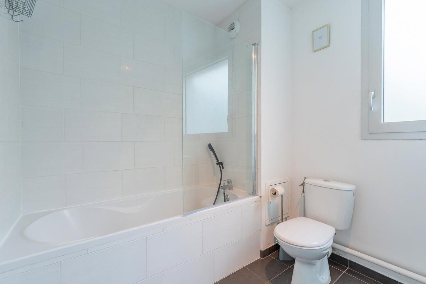 Apartment Near Metro With Parking & Balconies Lille Exterior foto